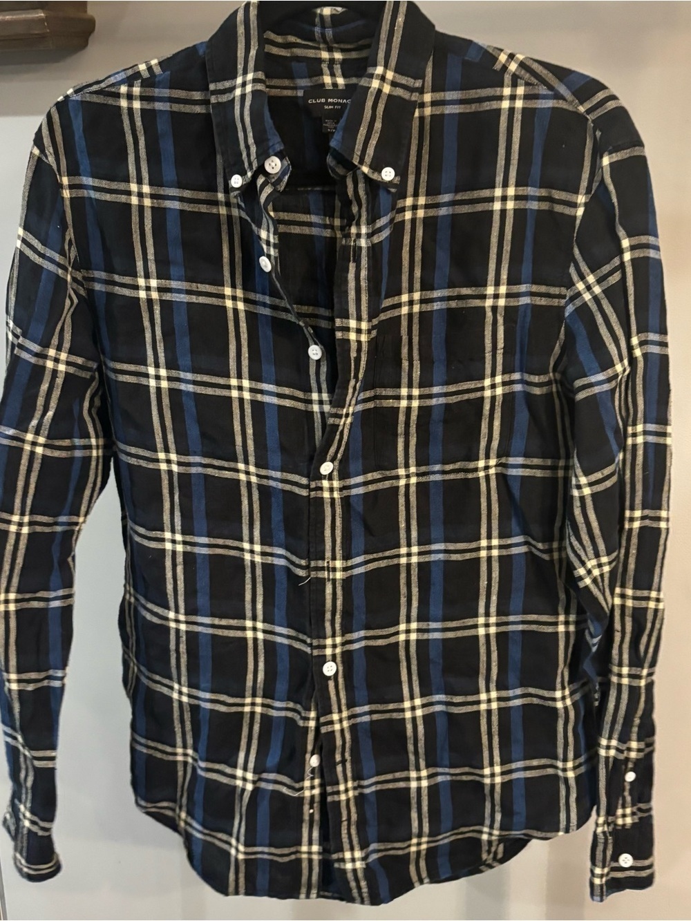 Club Monaco slim fit Black Blue Cream Plaid Button-Down Shirt size small linen